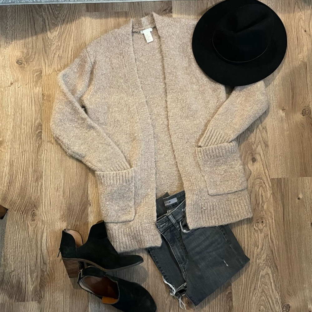 H&M Sweater Cardigan
